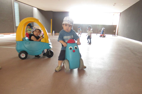 �S�g���g�����V��